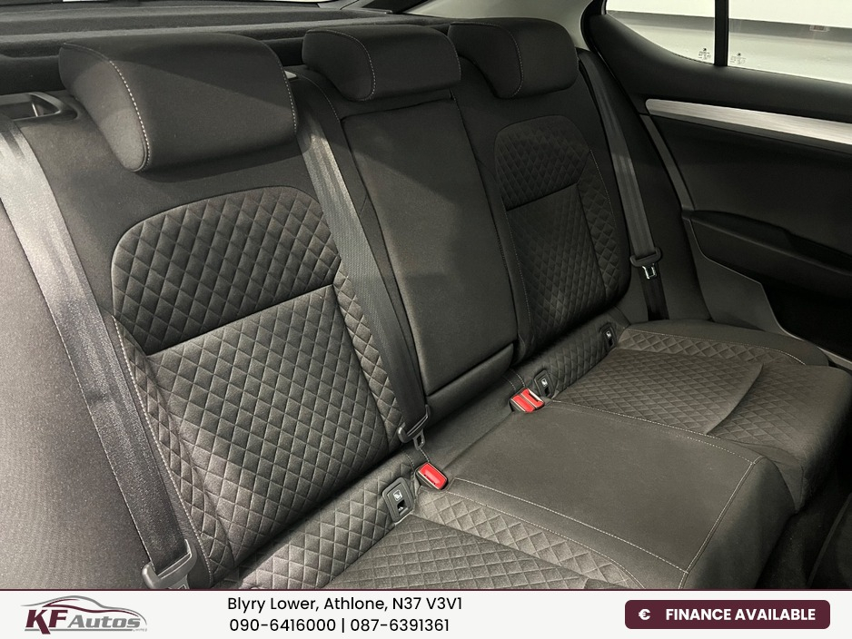 2023 Skoda Superb 2L Diesel For Sale Images