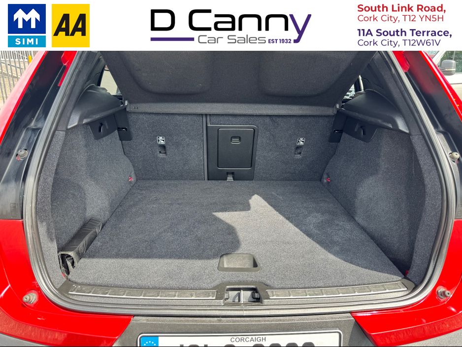 2018 Volvo XC40 2.0L Diesel For Sale Images