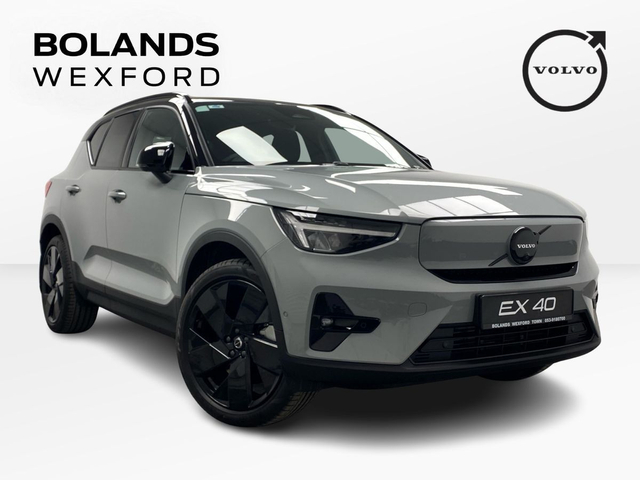 2026 VOLVO EX40 EX40 Plus Extended Range Black Edition