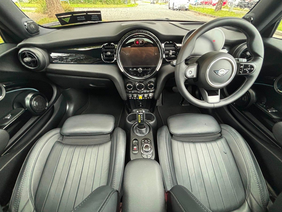MINI Hatch LEVEL 3 LEATHER SUNROOF — thumbnail 2