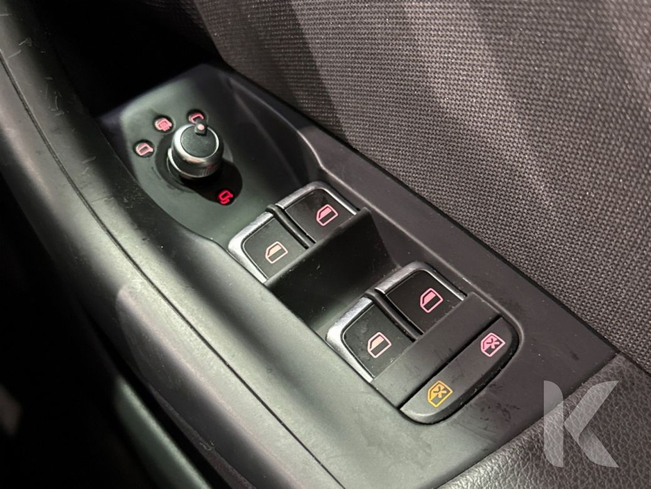 Audi Q3 1.4 TFSI SPORT AUTOMATIC - FACTORY ALLOYS - XENON HEADLIGHTS - REVERSE CAMERA - MULTI FUNCTION STEERING WHEEL - ELECTRIC WINDOWS — thumbnail 22
