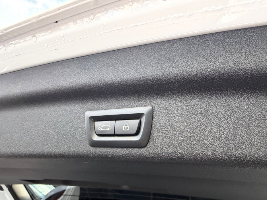 2023 BMW iX1 0L Electric For Sale Images