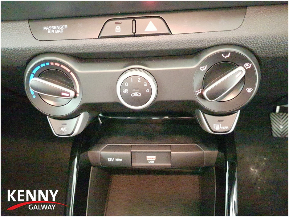 2026 Kia Stonic 1L Petrol For Sale Images