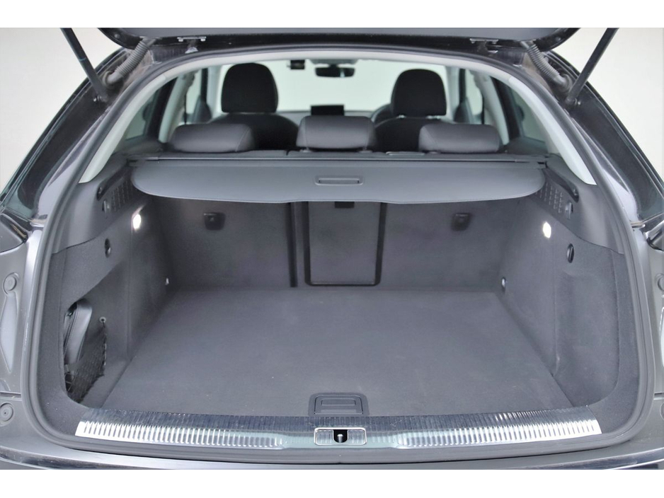 Audi Q3 *Just Reduced* 1.4 TFSI S-TRONIC *PARK SENSORS* — thumbnail 27