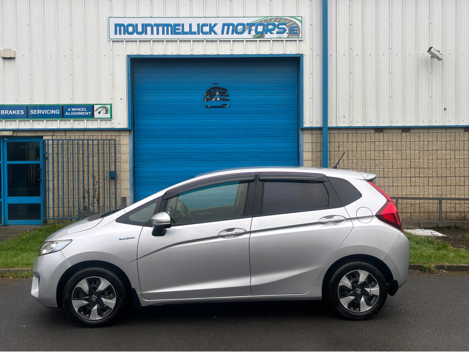 2016 Honda Fit 1.5L Petrol Hybrid For Sale Images
