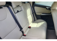 2017 Volvo XC60 2.4L Diesel For Sale Images