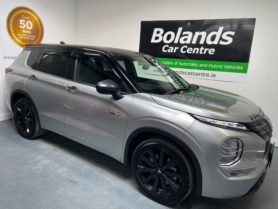 2022 Mitsubishi Outlander 2.4L Petrol Plug-in Hybrid For Sale Images