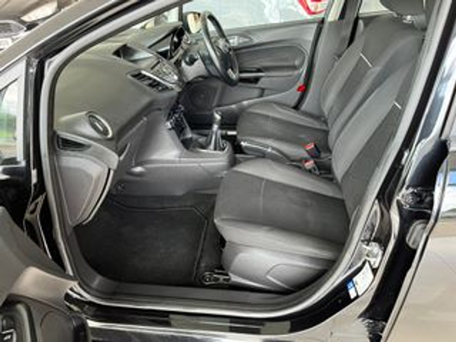 2015 Ford Fiesta 1.2L Petrol For Sale Images