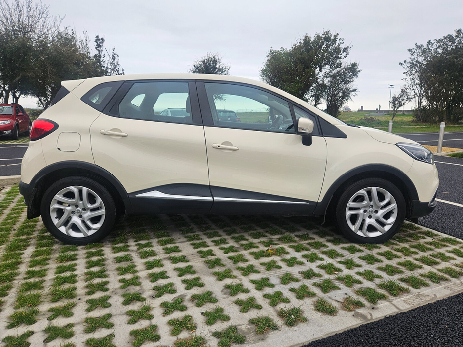 Renault Captur — thumbnail 10