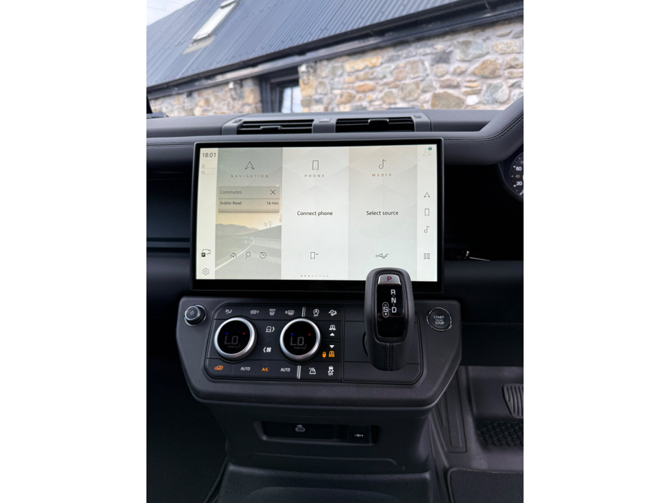 2026 Land Rover Defender 3L Diesel For Sale Images