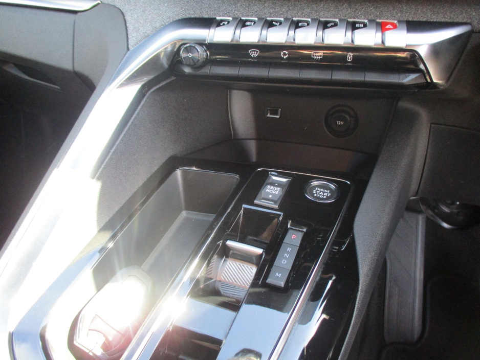 2023 Peugeot 5008 1.5L Diesel For Sale Images
