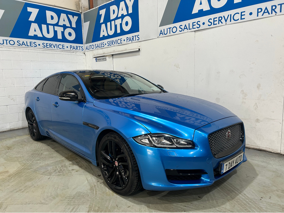 2016 Jaguar XJ For Sale Images