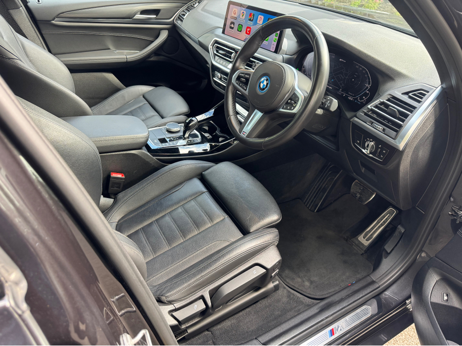 2022 BMW X3 2.0L Petrol Plug-in Hybrid For Sale Images