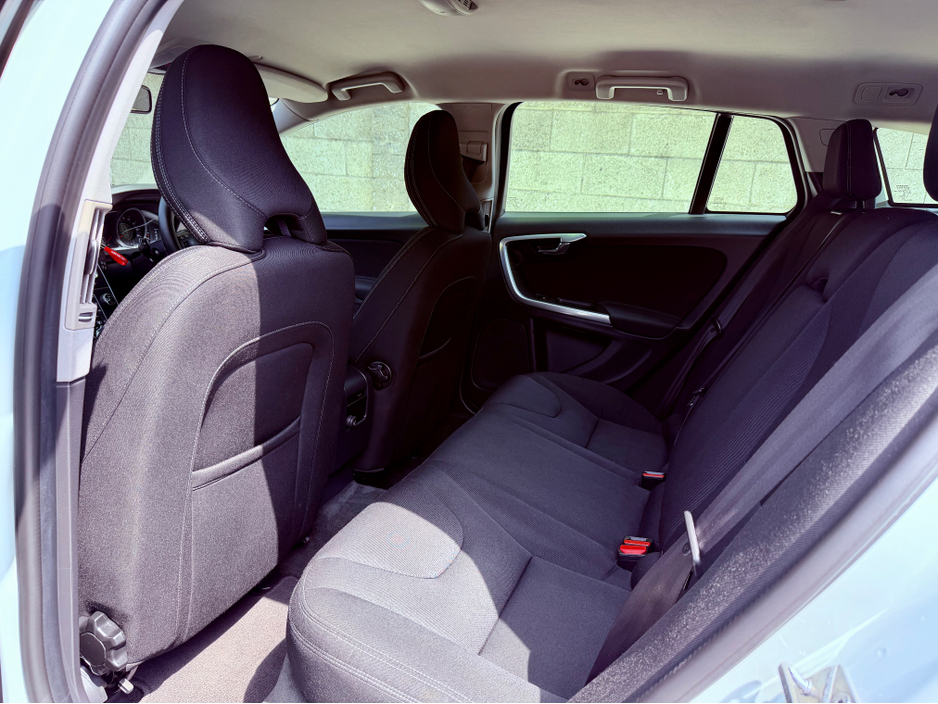 2014 Volvo V60 1.6L Diesel For Sale Images
