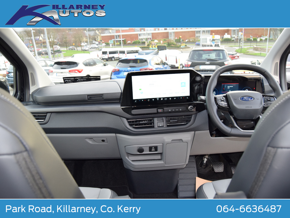 2026 Ford Tourneo Custom 2.5L Petrol Plug-in Hybrid For Sale Images
