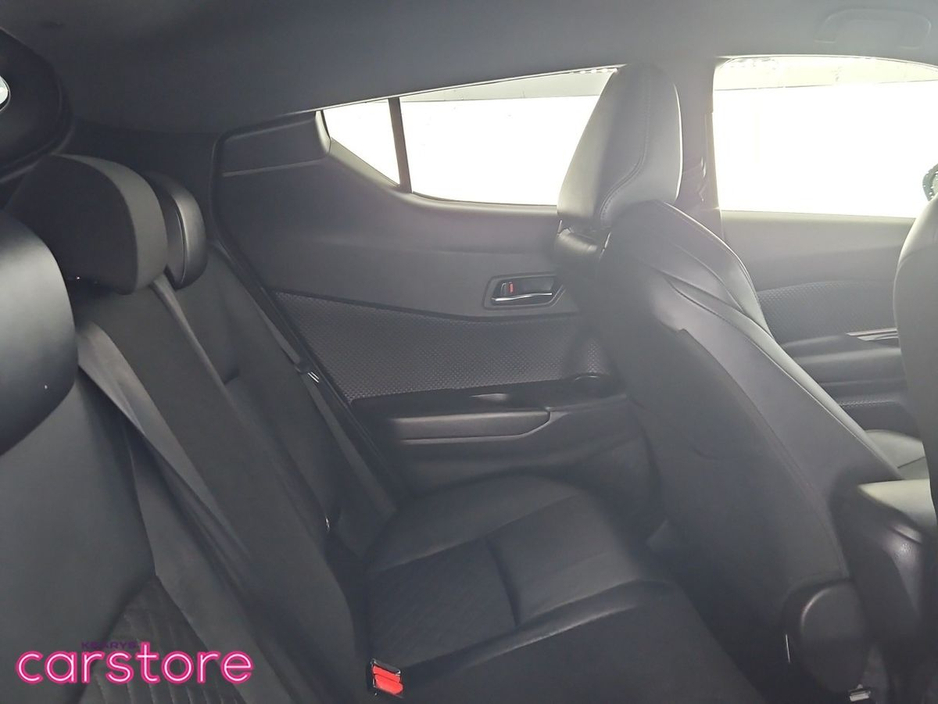 Toyota C-HR 1.8 HYBRID Auto — thumbnail 10
