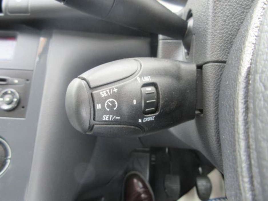 Peugeot 3008 — thumbnail 12
