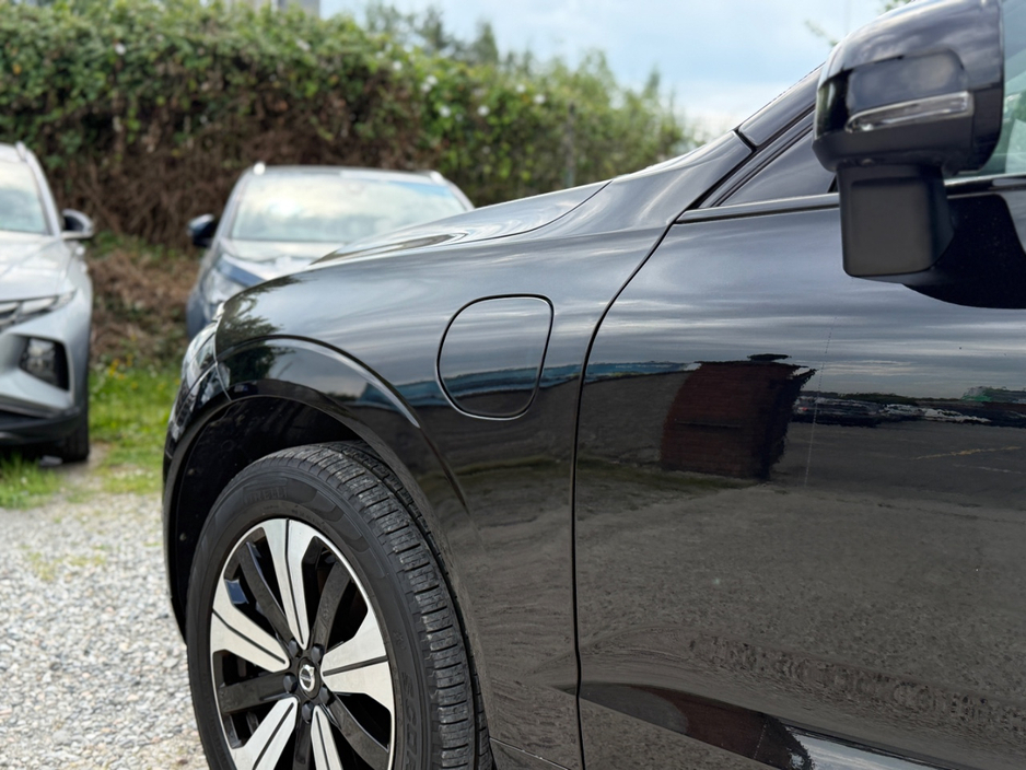 2023 Volvo XC60 2L Petrol Plug-in Hybrid For Sale Images