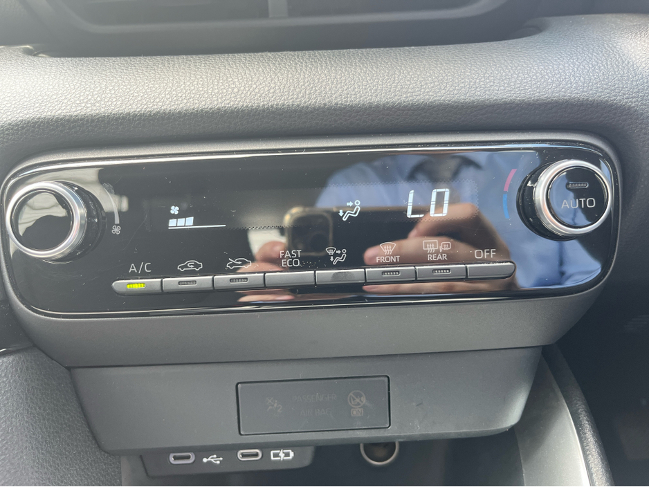 2024 Toyota Yaris 1.5L Petrol Hybrid For Sale Images