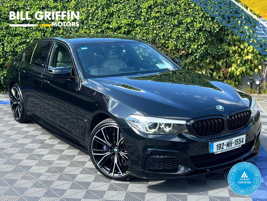 BMW 5 Series 530e M-SPORT COMPETITION 2.0 HYBRID // LEATHER INTERIOR // APPLE CARPLAY/ANDROID AUTO // DIGITAL CLUSTER