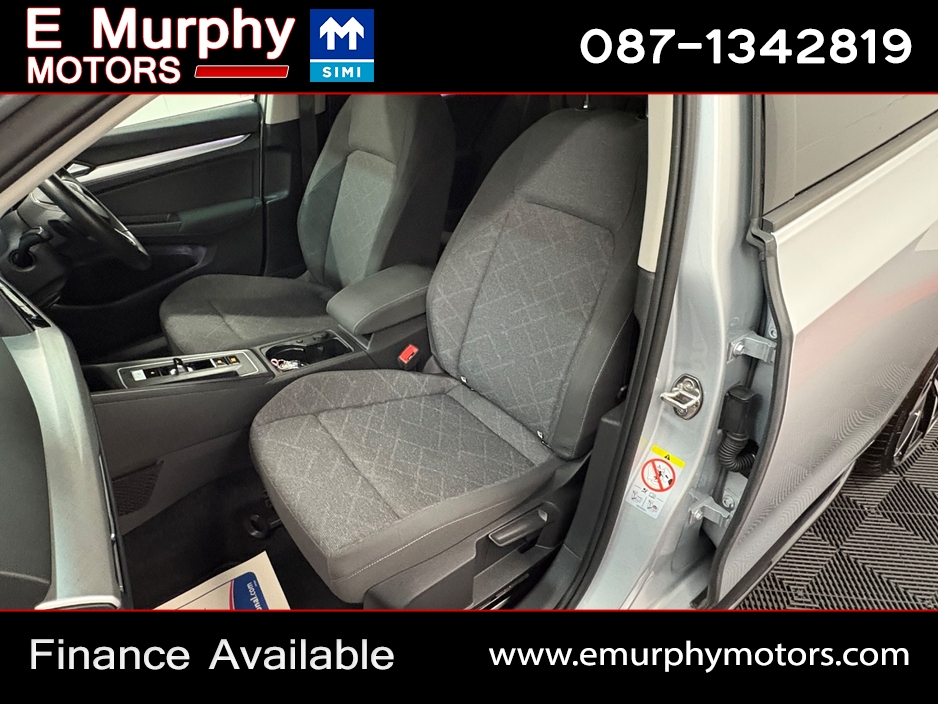 2022 Volkswagen Golf 2L Diesel For Sale Images