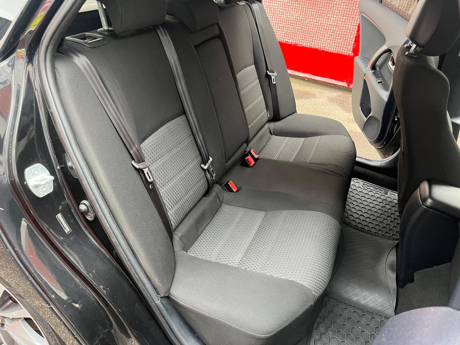 2013 Toyota Avensis 2L Diesel For Sale Images