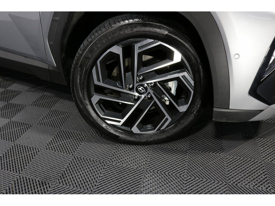 Hyundai Tucson PHEV Platinum 1.6L Petrol Automatic SUV - Plug in Hybrid - — thumbnail 3