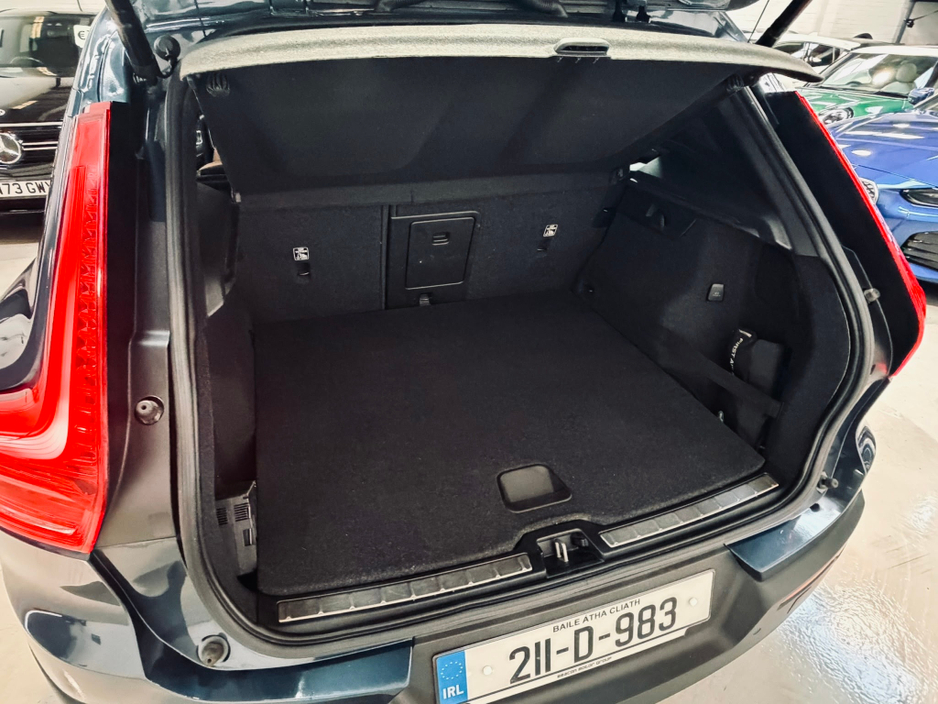 2021 Volvo XC40 1.5L Petrol Plug-in Hybrid For Sale Images