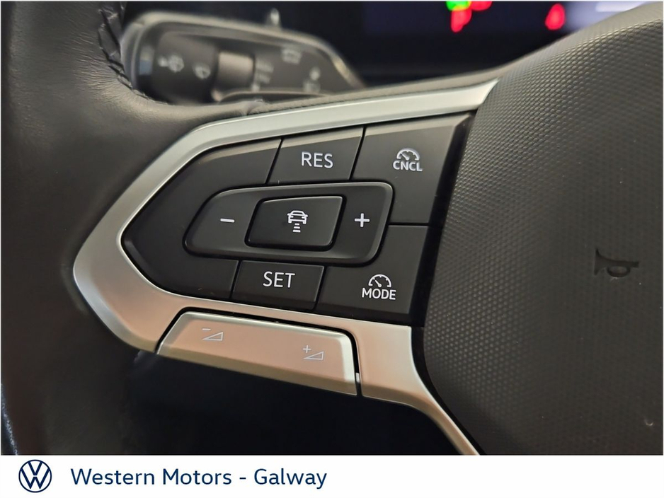 Volkswagen Tiguan Launch Edition 2.0 TDI 150HP DSG,New Model,18" Upgrade Alloys,Rear Camera,Digital Dash,App Connect,Elec Bootlid + much more — thumbnail 39