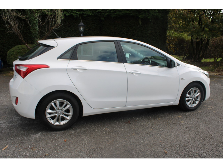 2015 Hyundai i30 1.6L Diesel For Sale Images