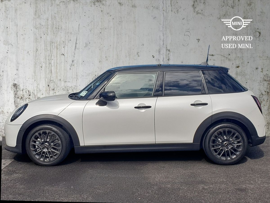 2026 MINI Hatch 1.5L Petrol For Sale Images