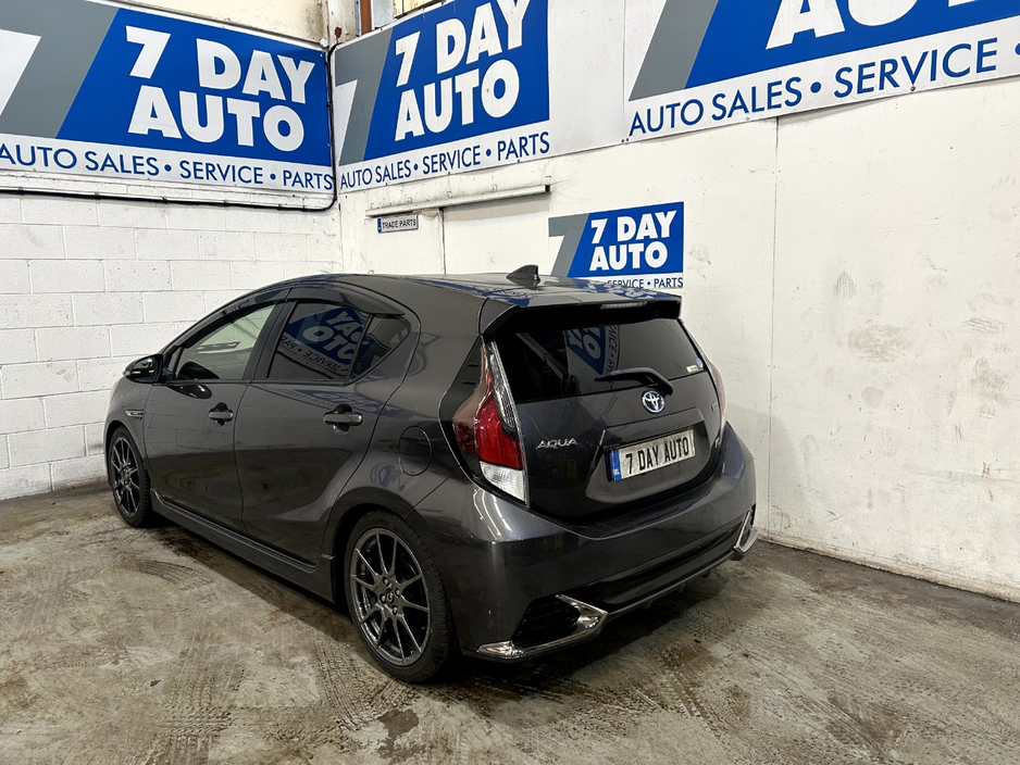 2016 Toyota Aqua 1.5L Petrol Hybrid For Sale Images