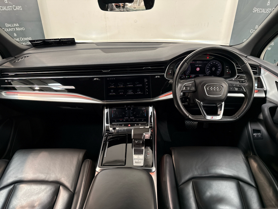 2021 Audi Q7 3L Petrol Plug-in Hybrid For Sale Images