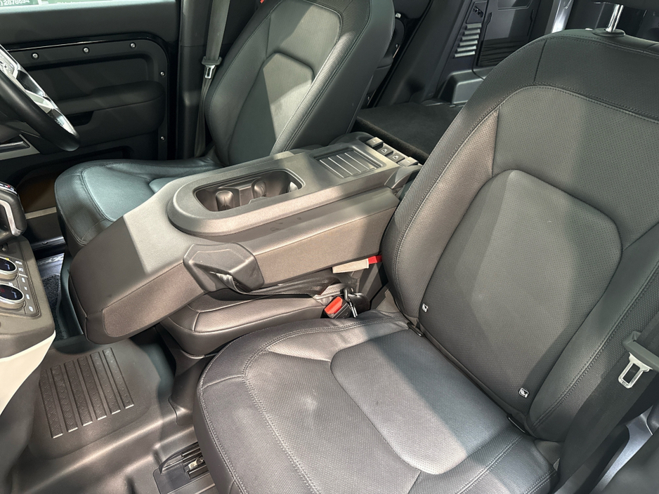 2024 Land Rover Defender 3L Diesel For Sale Images