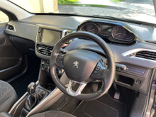2018 Peugeot 2008 1.6L Diesel For Sale Images