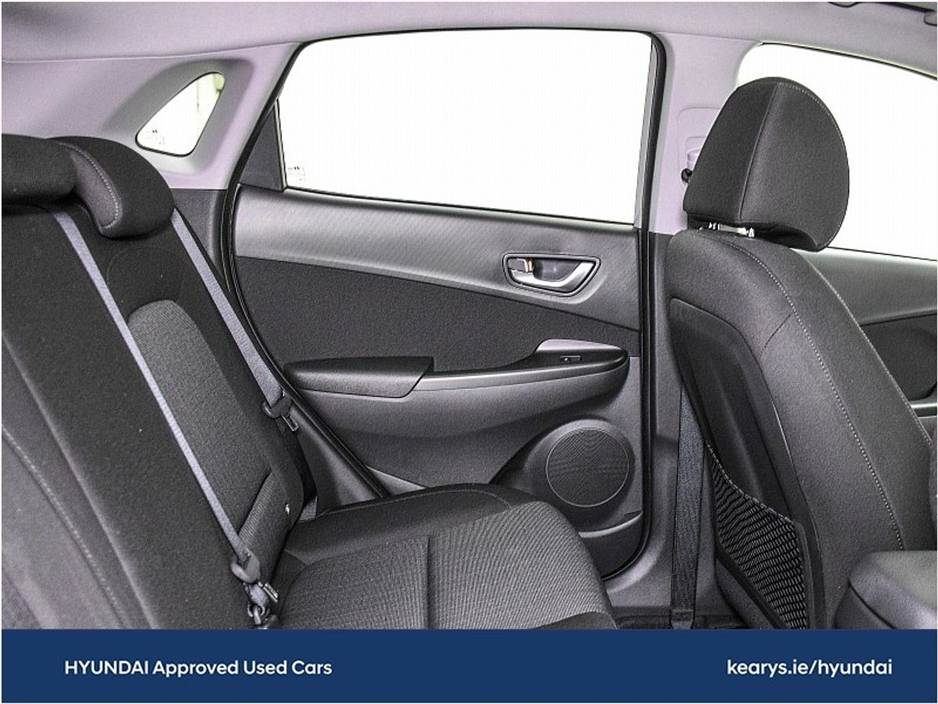 Hyundai Kona 1.6 HYBRID Executive Auto — thumbnail 15