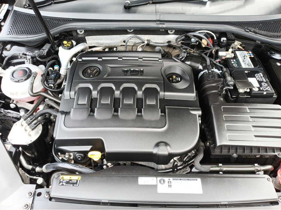2019 Volkswagen Passat 2L Diesel For Sale Images