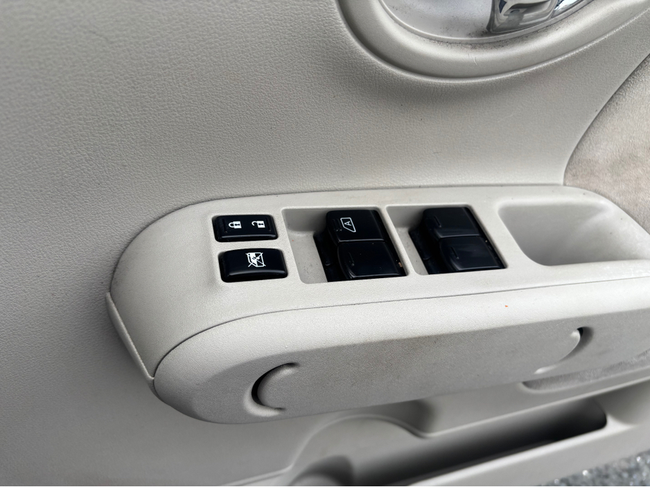 2013 Nissan Cube 1.5L Petrol For Sale Images