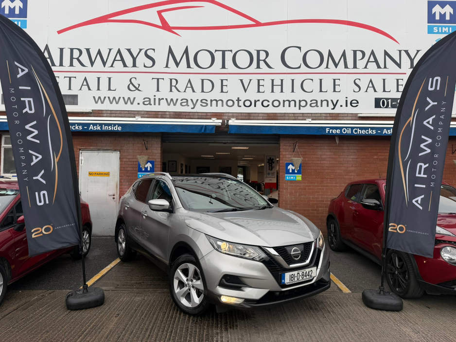 Nissan Qashqai 1.5 DSL SV 5DR - PANROOF