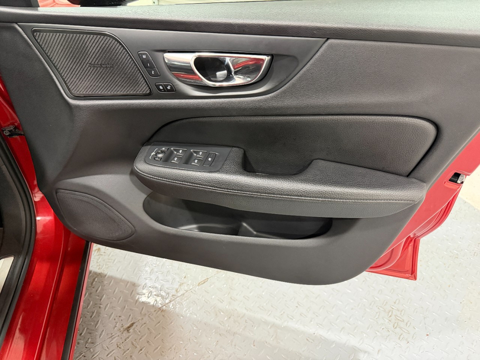 2019 Volvo S60 2L Petrol For Sale Images