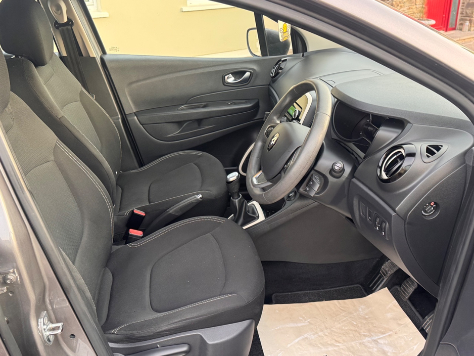 2019 Renault Captur 1.5L Diesel For Sale Images