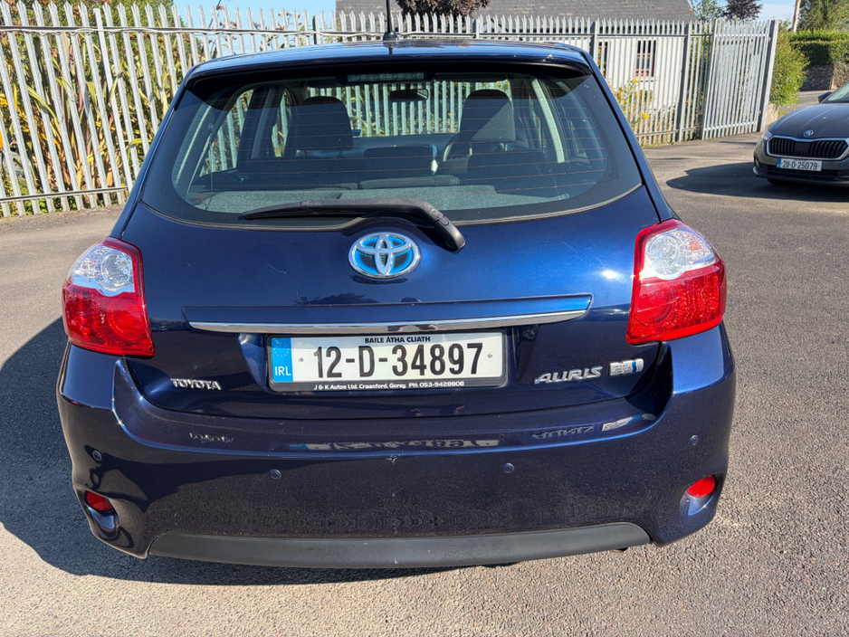 2012 Toyota Auris 1.8L Petrol Hybrid For Sale Images