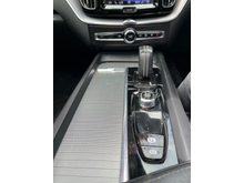 2022 Volvo XC60 2L Diesel For Sale Images
