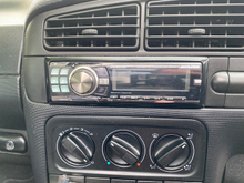 2001 Volkswagen Golf 2L Petrol For Sale Images