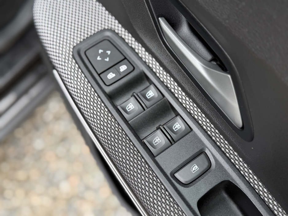 2023 Dacia Jogger 1L Petrol For Sale Images