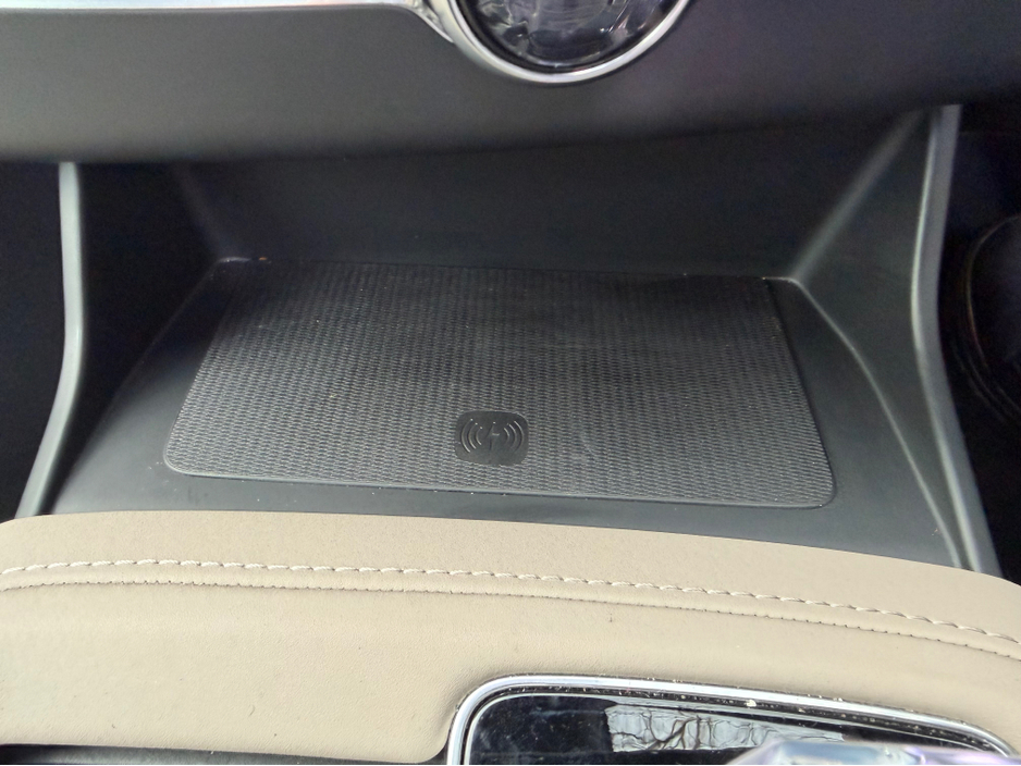 2025 Volvo XC90 2L Petrol Plug-in Hybrid For Sale Images