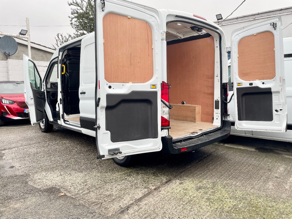 2022 Ford Transit 2L Diesel For Sale Images