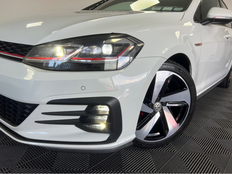 2017 Volkswagen Golf 2.0L Petrol For Sale Images