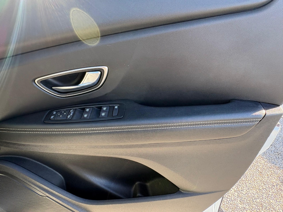 2020 Renault Grand Scenic 1.8L Diesel For Sale Images