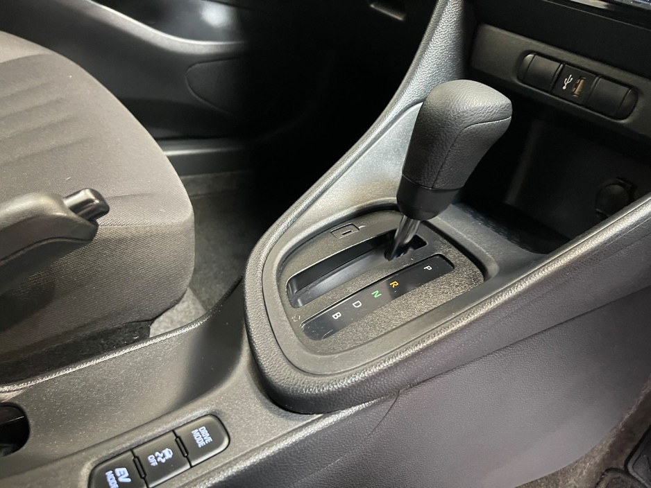 2021 Toyota Yaris 1.5L Petrol Hybrid For Sale Images